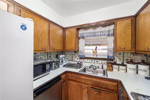 4045A Wilder Ave, Bronx, NY 10466 - Photo 8