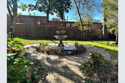 8 Barstow Road #6K, Great Neck, NY 11021 - Photo 8