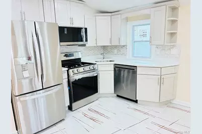 130-42 Vanwyck Exp, Ozone Park, NY 11420 - Photo 6