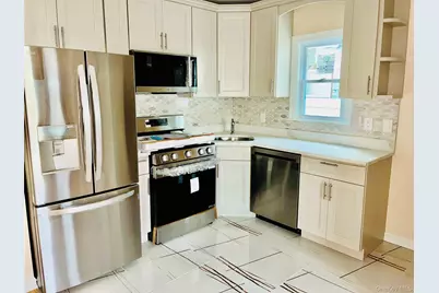 130-42 Vanwyck Exp, Ozone Park, NY 11420 - Photo 12