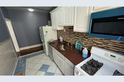 [Address not provided], Sunnyside, NY 11104 - Photo 8