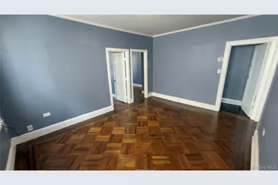 [Address not provided], Sunnyside, NY 11104 - Photo 4