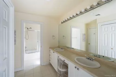 78 Channing Cross, Hampton Bays, NY 11946 - Photo 16