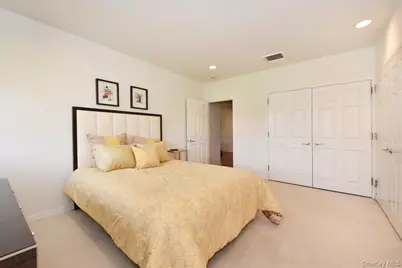 100 Harbor View Drive #117, Port Washington, NY 11050 - Photo 14