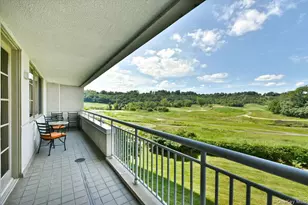 100 Harbor View Dr, Port Washington, NY 11050 - Photo 18