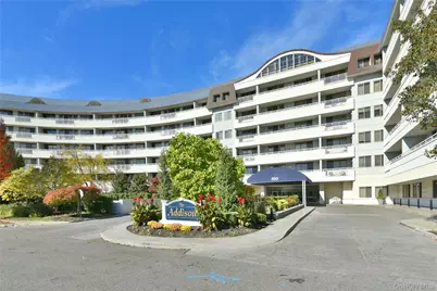 100 Harbor View Drive #117, Port Washington, NY 11050 - Photo 1