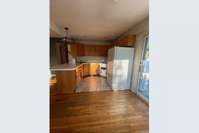 11 Ida Avenue, Hicksville, NY 11801 - Photo 2