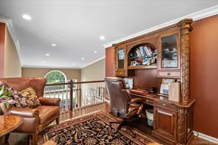559 Bardini Dr, Melville, NY 11747 - Photo 18