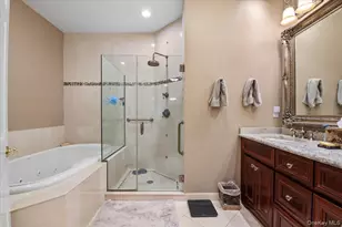 559 Bardini Dr, Melville, NY 11747 - Photo 14
