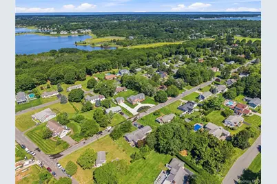 153 Huntington Crossway, Bridgehampton, NY 11932 - Photo 14