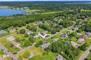 153 Huntington Crossway, Bridgehampton, NY 11932 - Photo 14