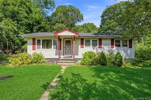 153 Huntington Crossway, Bridgehampton, NY 11932 - Photo 6