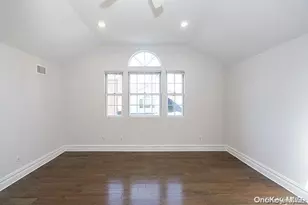 4 A Nassau Dr, Great Neck, NY 11021 - Photo 18