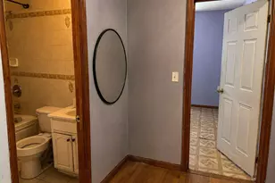 92-14 168th Pl, Jamaica, NY 11433 - Photo 10