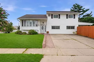 245 Seaford Ave, Massapequa, NY 11758 - Photo 2