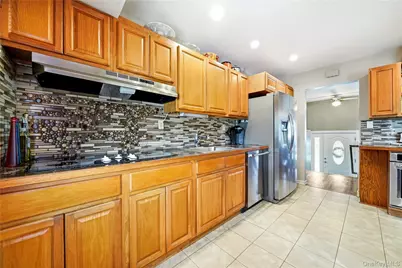 245 Seaford Avenue, Massapequa, NY 11758 - Photo 14
