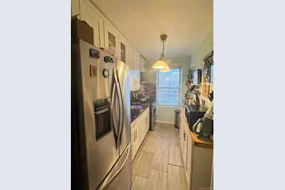 138-35 Jewel Ave. #3D, Kew Gardens, NY 11367 - Photo 2