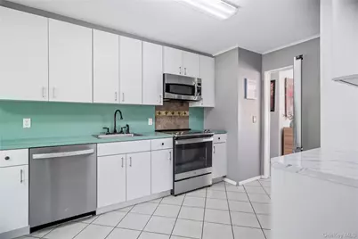 15 Parkwood Drive, Mastic Beach, NY 11951 - Photo 10