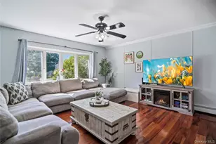 15 Parkwood Dr, Mastic Beach, NY 11951 - Photo 4