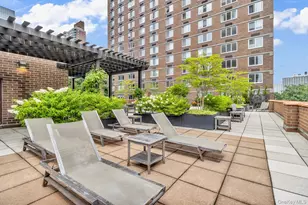 345 E 93rd St, New York, NY 10128 - Photo 46