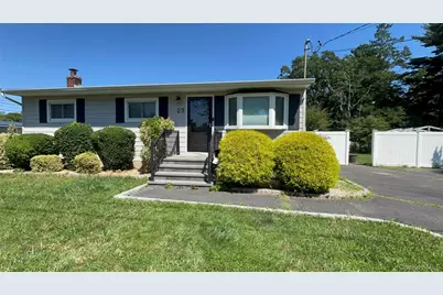 23 Pine Street, Brentwood, NY 11717 - Photo 4