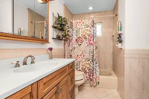 8 Baymens Ct, Sayville, NY 11782 - Photo 16