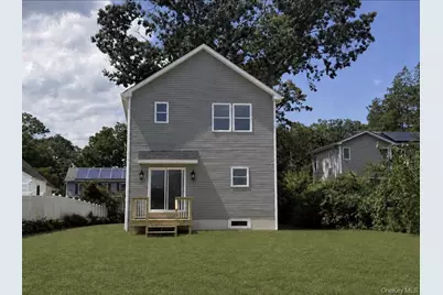 35 Bedford Street, Wyandanch, NY 11798 - Photo 2