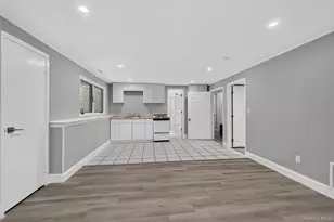 11 Penguin Ln, Commack, NY 11725 - Photo 24