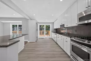 11 Penguin Ln, Commack, NY 11725 - Photo 12