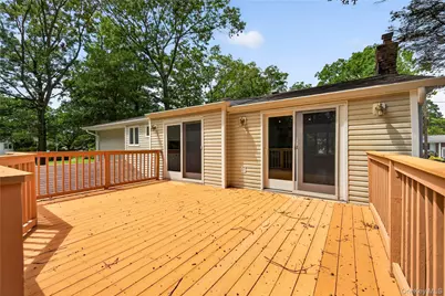 11 Penguin Lane, Commack, NY 11725 - Photo 16