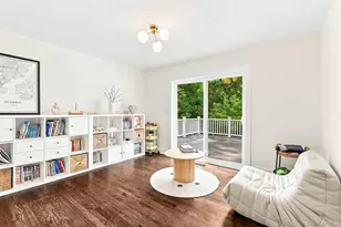 24 Benedict Rd, Scarsdale, NY 10583 - Photo 10