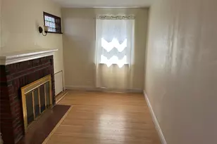 1086 Tulip Ave, Franklin Square, NY 11010 - Photo 2