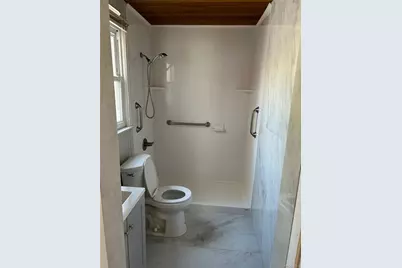 1086 Tulip Avenue, Franklin Square, NY 11010 - Photo 6