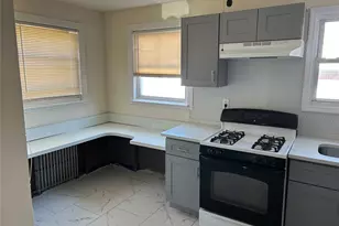 1086 Tulip Ave, Franklin Square, NY 11010 - Photo 4