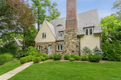 7 Cotswold Way, Scarsdale, NY 10583 - Photo 2