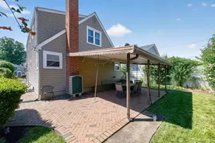 43 Stewart Ave, Garden City, NY 11530 - Photo 18