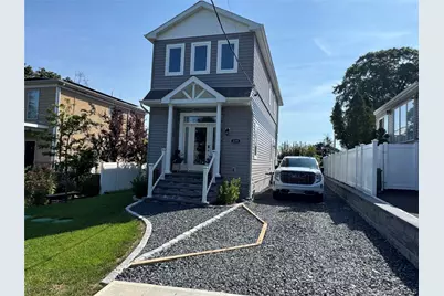 119 Whittier Drive, Kings Park, NY 11754 - Photo 2