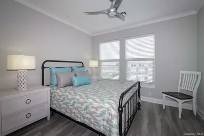 75 E Hoffman Avenue #2041, Lindenhurst, NY 11757 - Photo 6