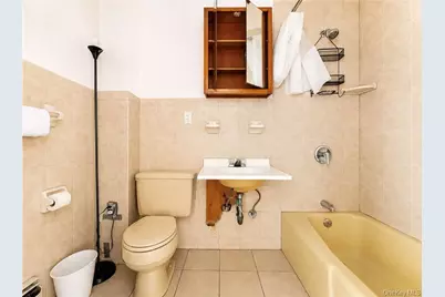 104 Albany Avenue, Brooklyn, NY 11213 - Photo 12