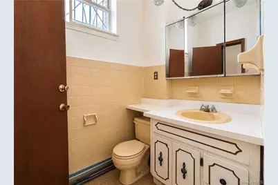 104 Albany Avenue, Brooklyn, NY 11213 - Photo 10