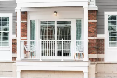 75 E Hoffman Avenue #2062, Lindenhurst, NY 11757 - Photo 4