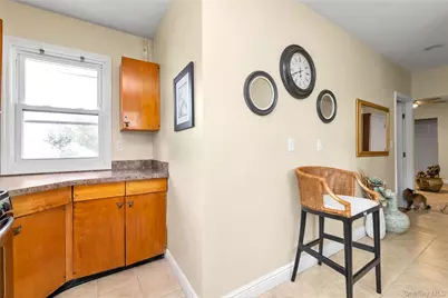 73 Liberty Avenue, Mineola, NY 11501 - Photo 6