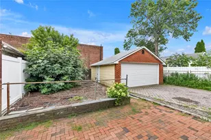73 Liberty Ave, Mineola, NY 11501 - Photo 20