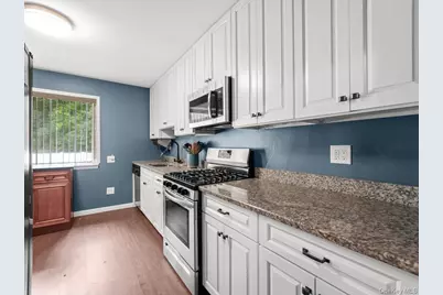 112 Dari Drive, Holbrook, NY 11741 - Photo 8