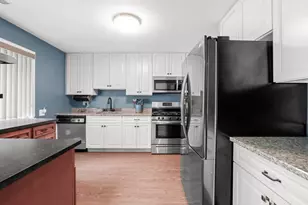 112 Dari Dr, Holbrook, NY 11741 - Photo 10