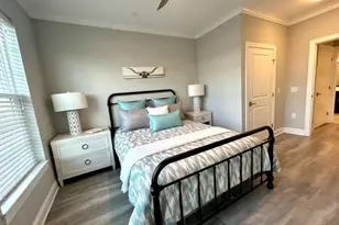 75 E Hoffman Ave, Lindenhurst, NY 11757 - Photo 8