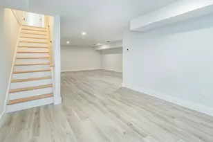 59 Edgewood Rd, Port Washington, NY 11050 - Photo 12