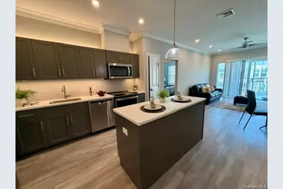 75 E Hoffman Avenue #4083, Lindenhurst, NY 11757 - Photo 2