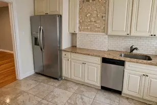 68-07 59th Dr, Maspeth, NY 11378 - Photo 2
