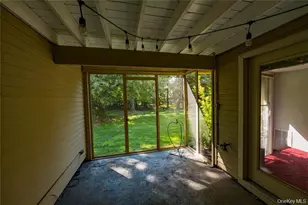 23 Willow Ridge Dr, Smithtown, NY 11787 - Photo 32